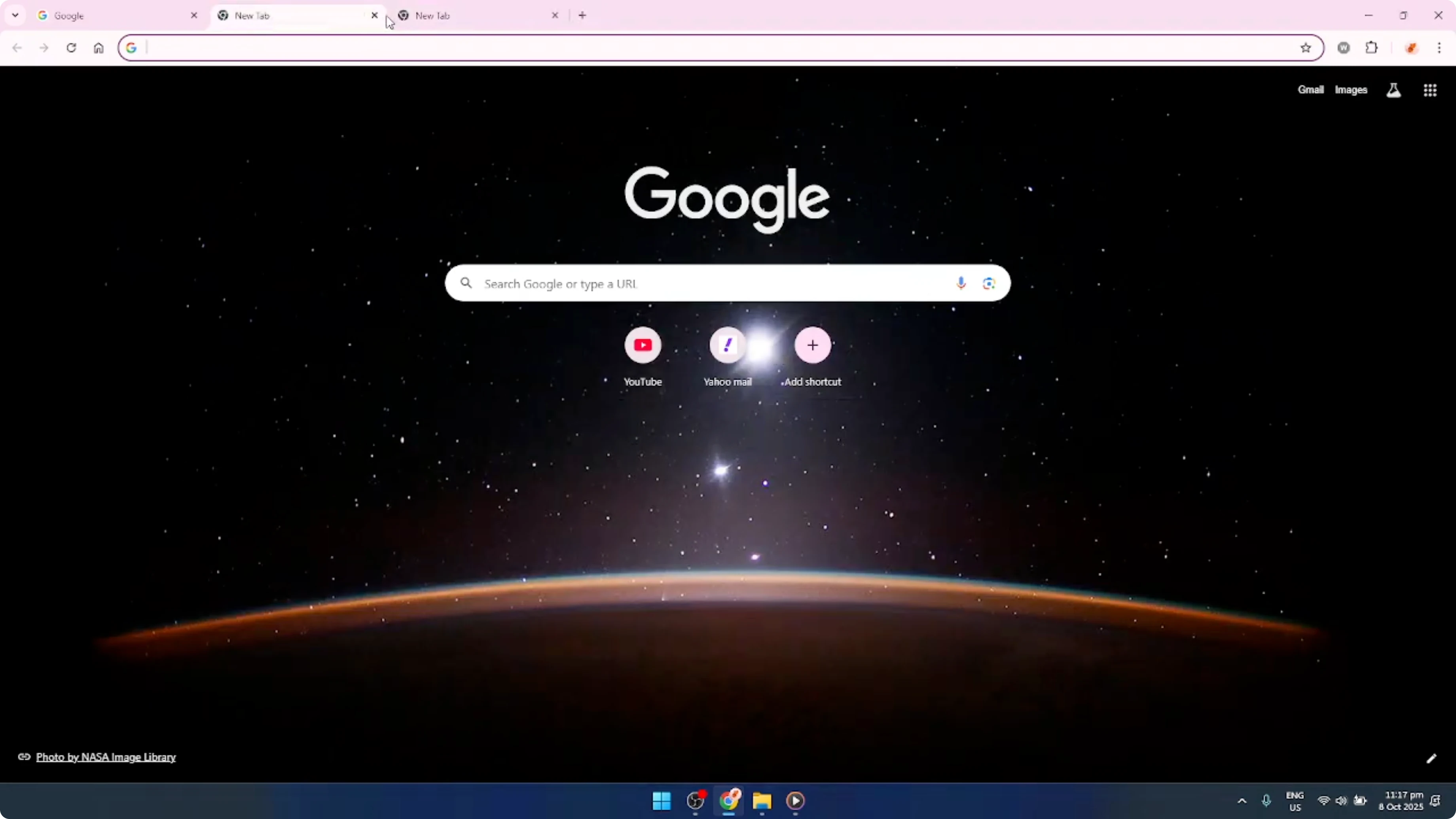 Screenshot from How To Change your Google Chrome Wallpaper [2026 Guide] at 123s