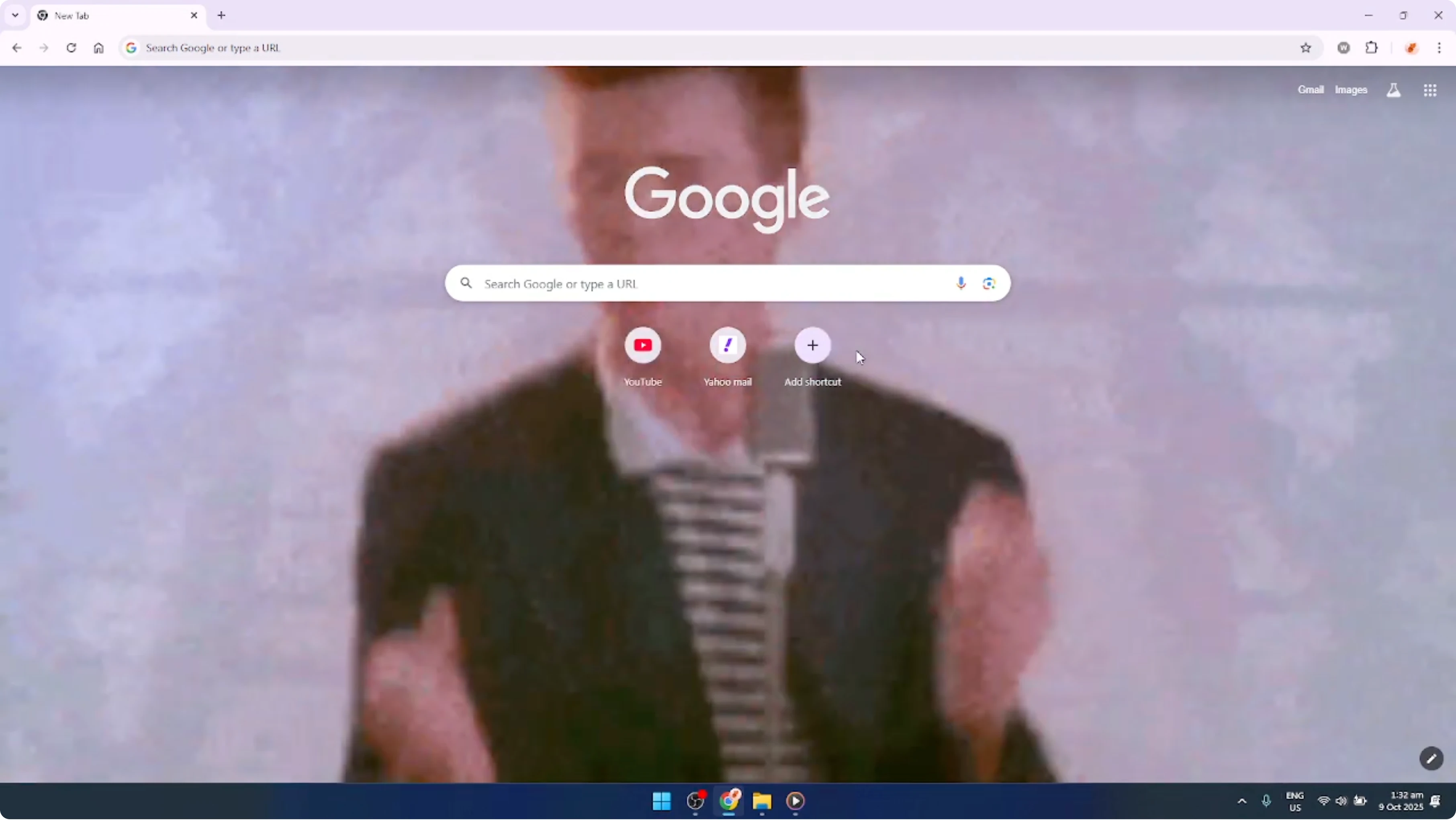 Screenshot from How To Set a GIF Background in Google Chrome [2026 Guide] at 97s