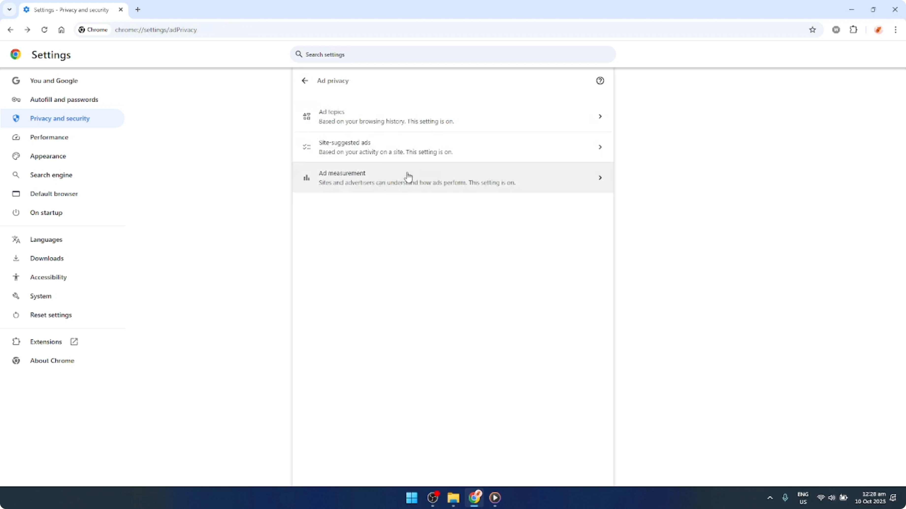 Screenshot from How To Turn Off The New Google Chrome Ad Tracking System Via Settings [2026 Guide] at 103s